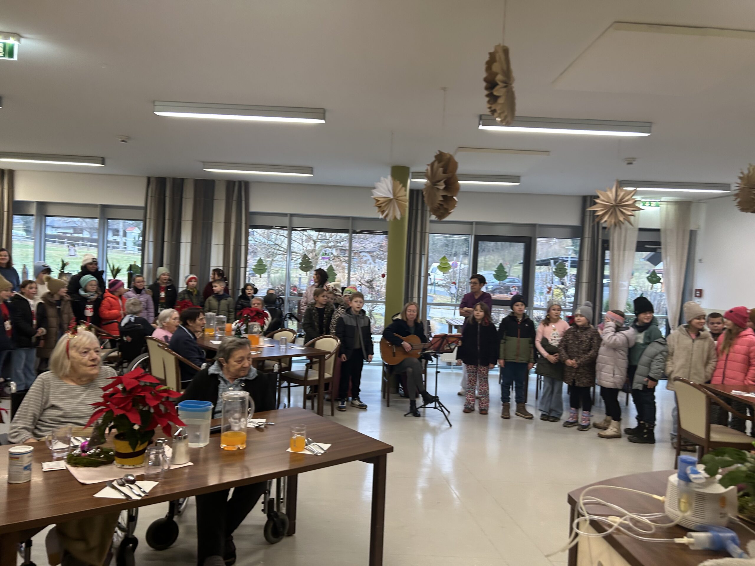 Besuch im Seniorenheim